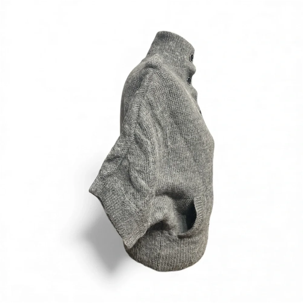 •Gray Button-Up Knit Sweater - Picture 5 of 6